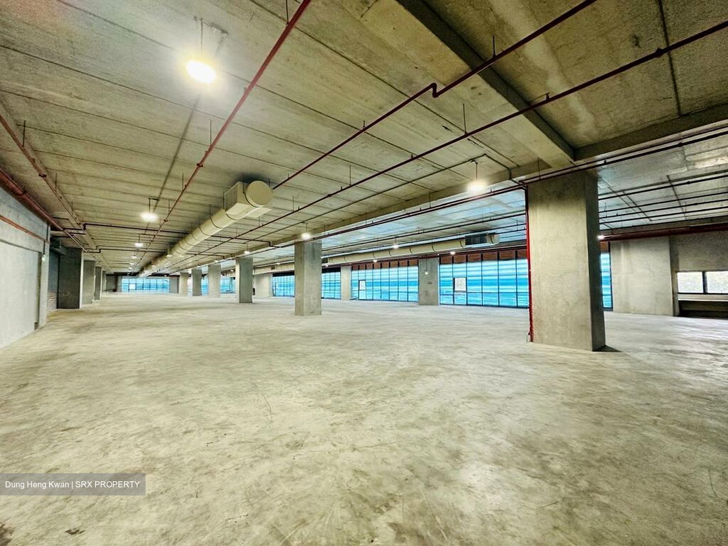 Suites 123 (D8), Warehouse #575776171